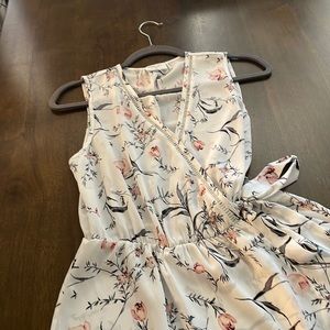 Sienna sky white blouse in size medium